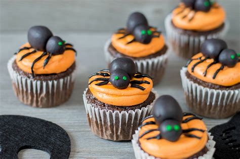 edible halloween cupcake decorations